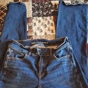 AMERICAN EAGLE JEANS